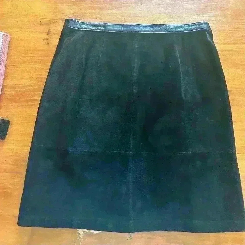 Clothes Revue Vintage A-Line Black Suede Leather Skirt Lined Retro 70s Size  12